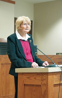 Ligoner Mayor Patty Fisel