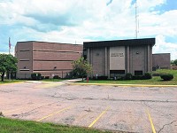 Hendricks County Jail: Capacity 252; distance from courthouse, 1.5 miles