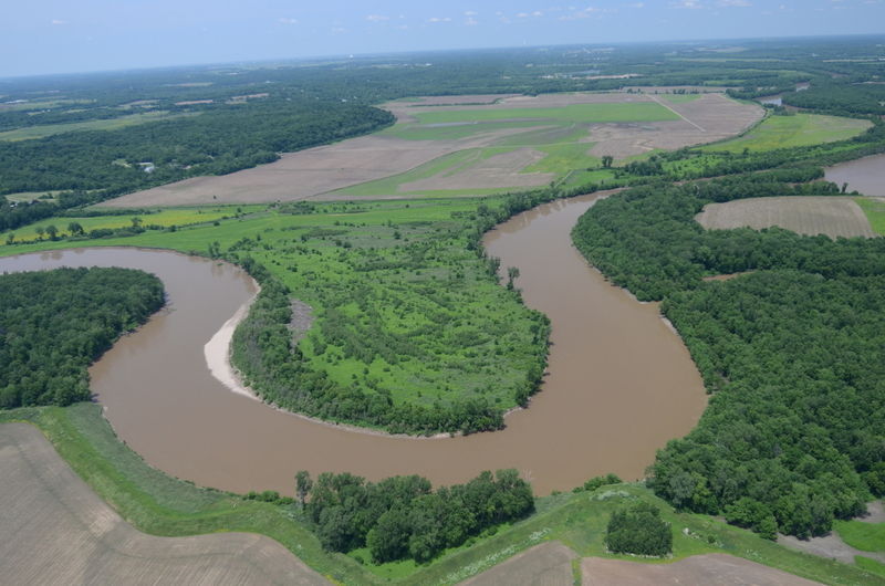 The Wabash River winds through the heartland of Indiana, draining two-thirds of the 92 counties as it flows over 475 miles to its confluence with the Ohio River. A new report says the state's water resources, including the Wabash, are poorly managed. Kokomo Tribune file photo