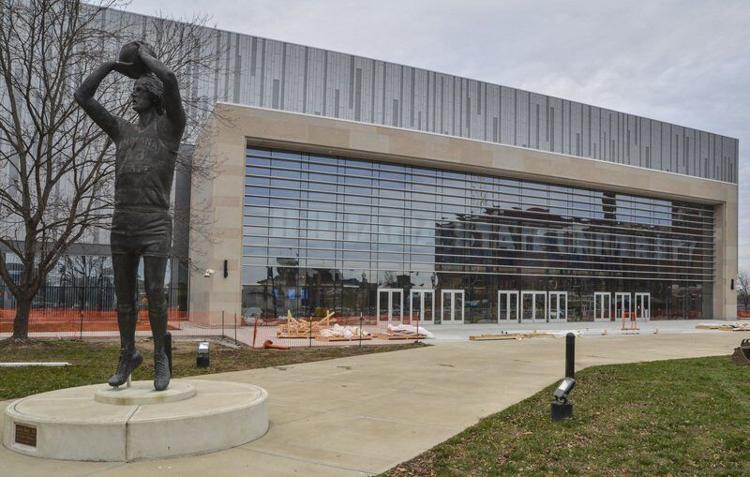 Home of the Sycamores: Hulman Center’s new main entrance is still guarded by the Larry Bird statue. Staff photo by Austen Leake