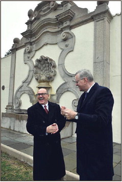 Good will ambassadors: Brazil City Council President Steve Bell, left, and Brazilian ambassador to the United States Nestor Forster share a laugh during the diplomat’s visit to the Fountain of Tales, or Chafariz Dos Contos, in Forest Park in Brazil, Indiana, on Friday. Tribune-Star/Joseph C. Garza