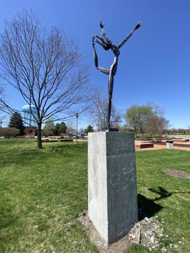 Visitors to the Vincennes University Administration building will now be greeted by Elli3, a tall steel sculpture created by Decatur artist Greg Mendez. Staff photo by Jenny McNeece