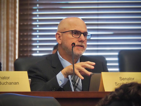  Sen. Scott Baldwin, R-Noblesville, critiques data collection at a Fiscal Policy interim committee meeting on Oct. 10, 2023. (Leslie Bonilla Muñiz/Indiana Capital Chronicle)