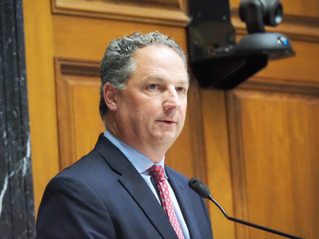 House Speaker Todd Huston (R-Fishers) gives opens Organization Day with a speech, on Tuesday, November 21, 2023. (Leslie Bonilla Muñiz/Indiana Capital Chronicle)