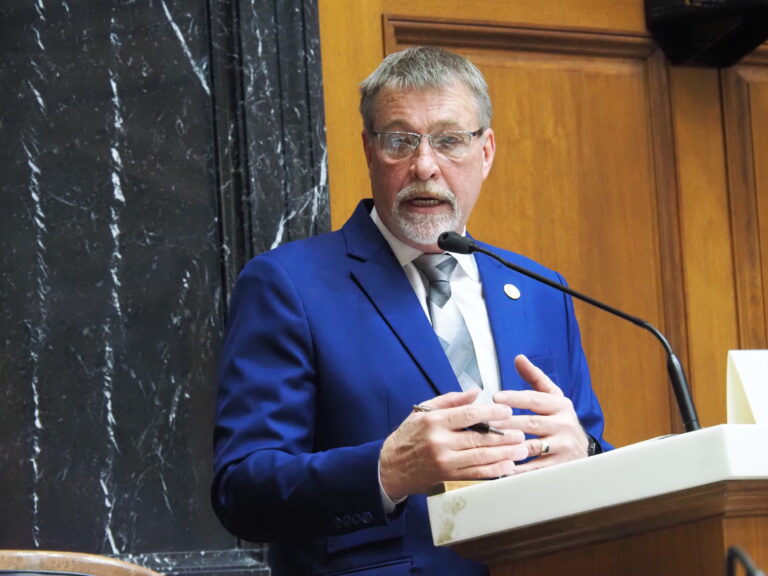 Rep. Jim Pressel, R-Rolling Prairie, presides over his committee on Monday, Jan. 27, 2025. (Leslie Bonilla Muñiz/Indiana Capital Chronicle)
