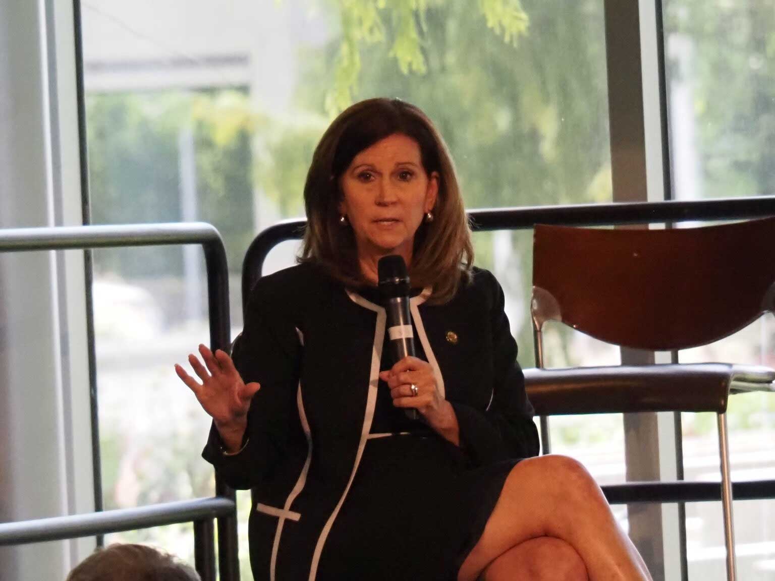 Suzanne Jaworowski, Indiana’s secretary of energy and natural resources, speaks at the Indiana Fiscal Policy Institute’s annual luncheon at Newfields in Indianapolis on Tuesday, Sept. 16, 2025. (Leslie Bonilla Muñiz/Indiana Capital Chronicle)