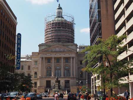 Lawmakers will return to the Statehouse Dec. 1-12 to handle redistricting. (Whitney Downard/Indiana Capital Chronicle)