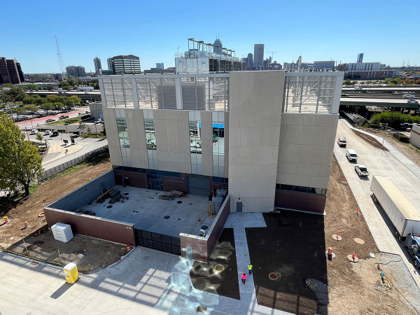 With its central utility plant, IU Health’s new downtown hospital will supply its own heating and cooling power while relying on AES Indiana and Citizens Energy Group for electricity and water and gas, respectively. (Photo courtesy of IU Health)