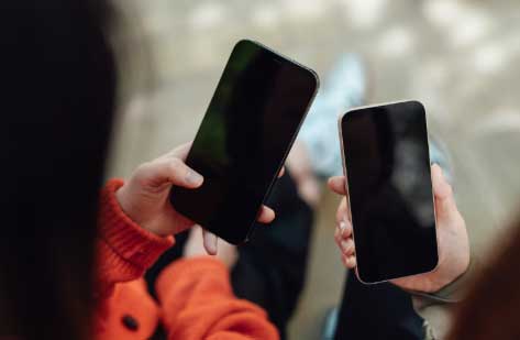 New bills proposed by Indiana lawmakers would make the state’s existing cellphone ban in schools even stricter. (Getty Images)